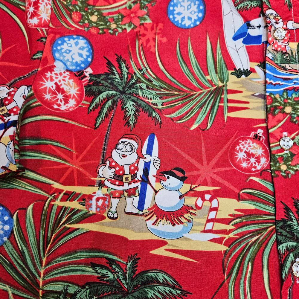 SSLR Men's Collection‎ Small Surfing Santa Short Sleeve Buttondown Shirt - Picture 3 of 6